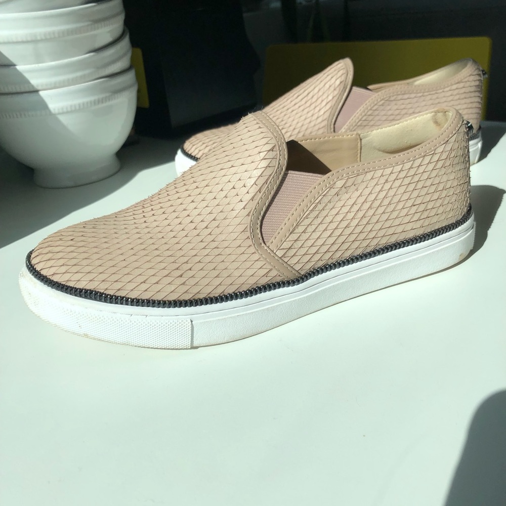 Botkier Sneaker, size 8